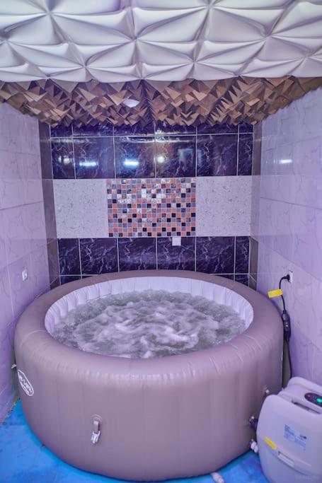 Ninja House Studio Chic Le Turquois Dore Yaoundé エクステリア 写真
