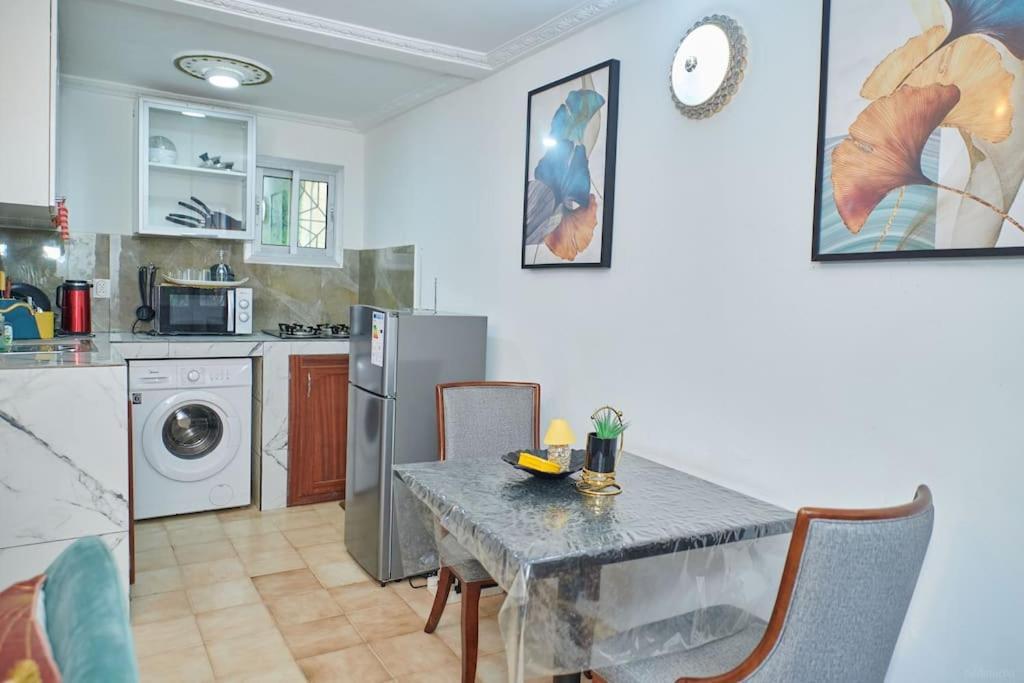 Ninja House Studio Chic Le Turquois Dore Yaoundé エクステリア 写真