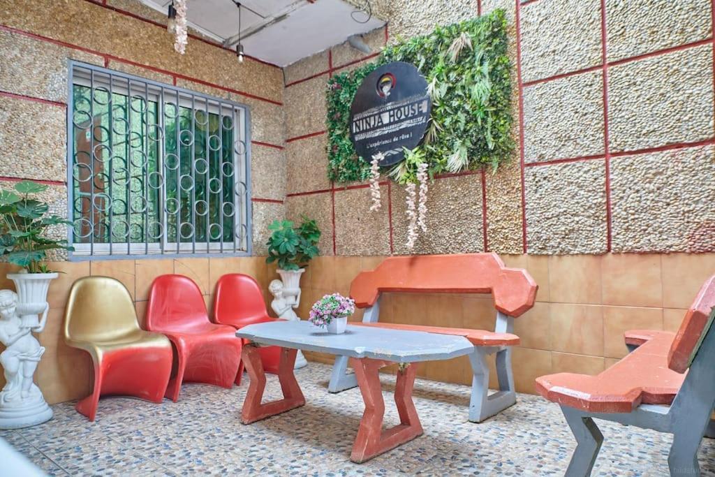 Ninja House Studio Chic Le Turquois Dore Yaoundé エクステリア 写真